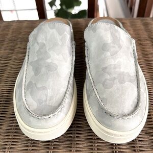 Sofft Somers Moc Camouflage Light Gray Women’s Size 9
